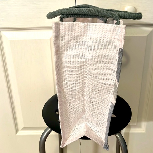 NEW Dermatologica woven tote, 14” x 12” x 6” - Picture 6 of 9